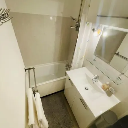 Vista Lumiere, Aux Portes De Paris Apartment *